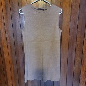 Womens top/drsss,zara,size M,red